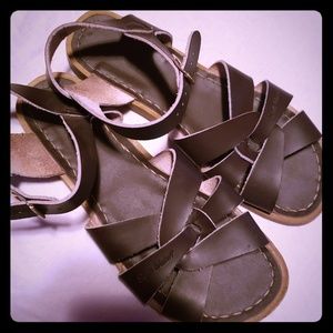Saltwater sandals
